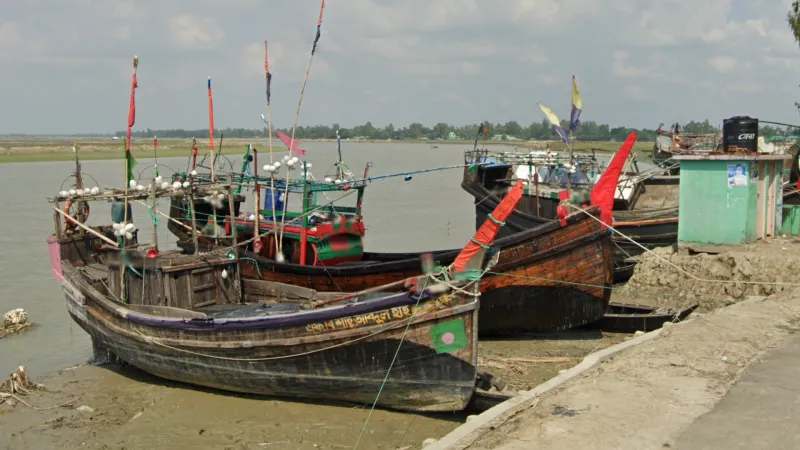 Boomerang-Prow Boats