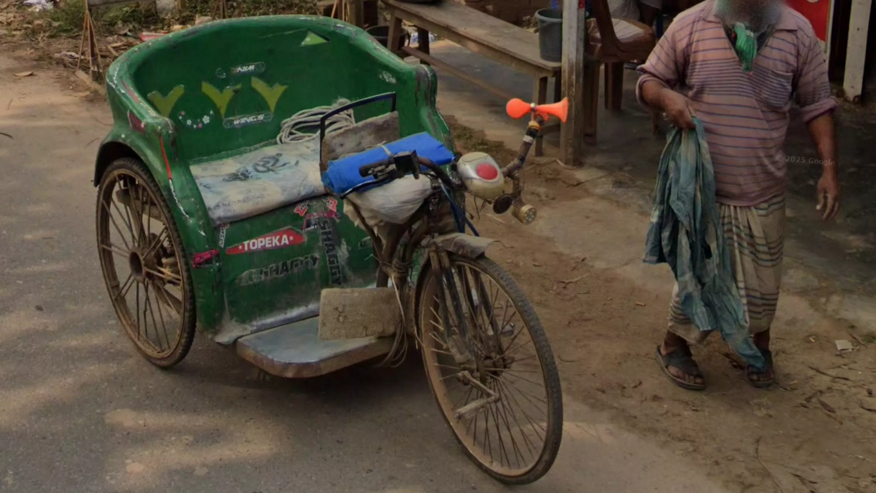 Chariotlike Rickshaws